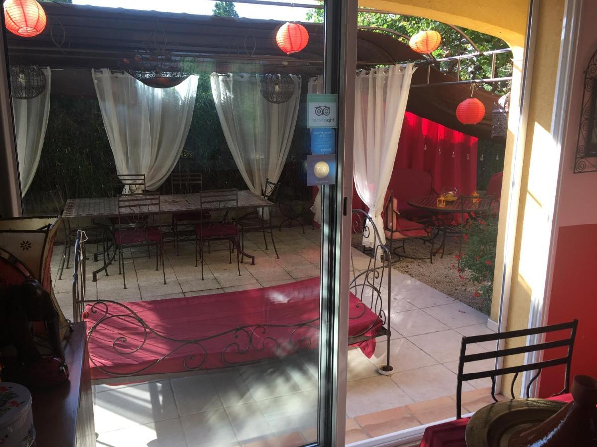 Bed & Breakfast Aux Amandiers 3*